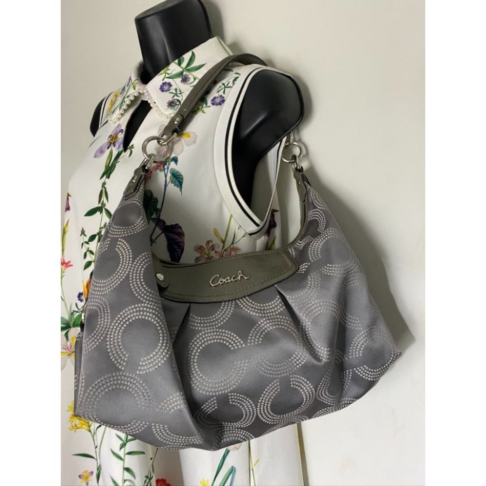 COACH Medium/Large Jacquard Fabric Gray Tote Bag_2